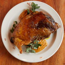 Load image into Gallery viewer, Lamb Shoulder Hamper
