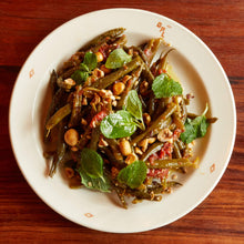 Load image into Gallery viewer, Lamb Shoulder Hamper
